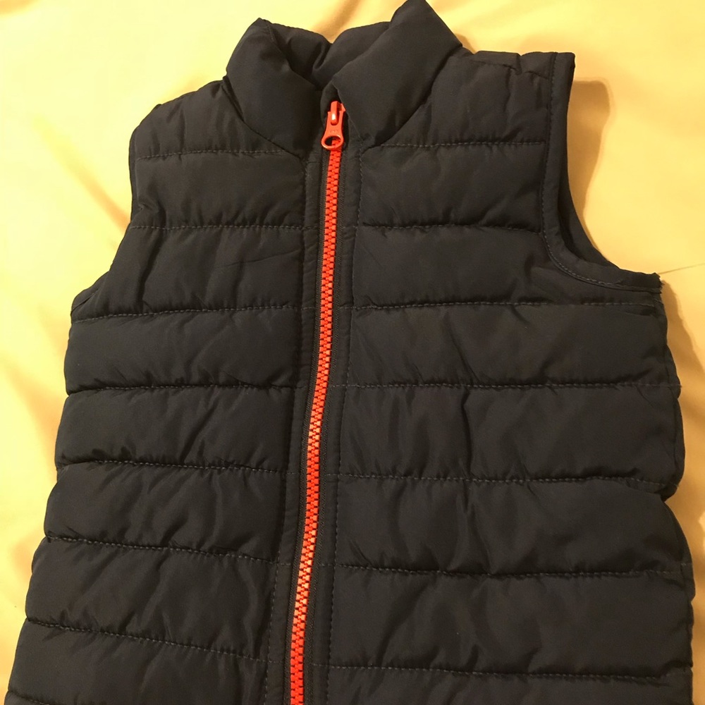 🎈Old Navy Puffer Vest 18-24 months